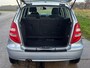 Mercedes-Benz A-klasse 150 Elegance 5-Drs Airco El. pakket Audio/CD LMV 16" ABS ESP Colorpakket EBD Dealeronderhoud Apk 16/08/2025