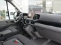 Volkswagen Crafter Bedrijfswagens 35 2.0 TDI 140pk Trendline L3H3 · Trekhaak · Camera · Tussenschot · Cruise Control · P-Sensoren · Garantie t/m 22-12-2028 of 120.000km
