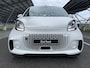 smart EQ Fortwo cabrio Comfort 18 kWh | Winterpakket | Rood dak | Carbon optiek interieur | Auto klimaat | Apple carplay/Android auto |