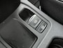Renault Clio 1.3 TCe 140 Intens EDC AUTOMAAT | Pack Easy Drive Assist | Trekhaak | Stoel + Stuurverwarming | Navigatie | Apple CarPlay/Android Auto | Parkeersensoren V+A | Achteruitrijcamera | VOL