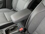 Renault Clio 1.3 TCe 140 Intens EDC AUTOMAAT | Pack Easy Drive Assist | Trekhaak | Stoel + Stuurverwarming | Navigatie | Apple CarPlay/Android Auto | Parkeersensoren V+A | Achteruitrijcamera | VOL