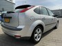 Ford Focus 1.6-16V Futura, airco, cruisecontrol, nette auto, top onderhouden !