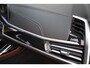 BMW X7 M50d High Executive Aut. | UNIEK | B&W Sound | 4-Wielbesturing | Alcantara Hemel | Soft-close | LaserLicht | Luchtvering |