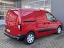 Peugeot Partner 120 1.6 HDI L1 Airco Ladekasten 2-Persoons Parrot Euro 5 Net beurt van € 1500 gehad bij ons 1e eigenaar