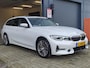 BMW 3-Serie Touring 330e High Executive / PANO / ELEKTR. TREKH. / LASER / KEYLESS / HEAD-UP / ACC / HARM-KARD.!