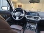 BMW 3-Serie Touring 330e High Executive / PANO / ELEKTR. TREKH. / LASER / KEYLESS / HEAD-UP / ACC / HARM-KARD.!