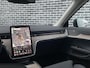 Volvo EX90 Twin Motor Performance Ultra 7p. 111 kWh Luchtvering | Pilot Assist pakket | Verwarmbare voorstoelen, achterbank en stuurwiel | Extra getint glas achter