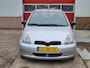 Toyota Yaris 1.0-16V VVT-i Terra