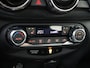 Nissan Juke 1.0 - 117PK DIG-T Acenta | Camera | 17 inch Velgen | Climate Control | Licht & Regensensor | LED Dagrijverlichting | Stoelverwarming |