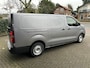 Toyota ProAce 2.0 D-4D Challenger eind december 2024 en dus bpm-vrij / 3-persoons / luxe / lange uitvoering