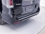 Mercedes-Benz V-klasse 300d 4-MATIC AMG Avantgarde Extra Lang Nieuw Model BPM-Vrij Dubbele Cabine Elektrische Schuifdeuren Multibeam LED Adaptieve Cruise Control