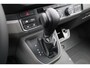 Volkswagen Crafter 35 2.0 TDI L3H2 Exclusive 177PK / 130kW DSG, Hero pakket (spoiler, zonwering, sidebars etc.), achteruitrijcamera (rear view), Apple Carplay & Android Auto, adaptieve cruise control (acc) met Stop & Go, verwarmbare voorruit, alarmsysteem, LED koplampen, bijrijdersbank met opbergvak, parkeersensoren voor + achter, versterkte vering en demping, trekhaak, 17'' LMV hoogglans zwart, BPMvrij
