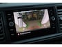 Volkswagen Crafter 35 2.0 TDI L3H2 Exclusive 177PK / 130kW DSG, Hero pakket (spoiler, zonwering, sidebars etc.), achteruitrijcamera (rear view), Apple Carplay & Android Auto, adaptieve cruise control (acc) met Stop & Go, verwarmbare voorruit, alarmsysteem, LED koplampen, bijrijdersbank met opbergvak, parkeersensoren voor + achter, versterkte vering en demping, trekhaak, 17'' LMV hoogglans zwart, BPMvrij