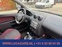 Ford Fiesta 1.4-16V Trend AUTOMAAT! NIEUWE APK!