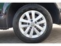 Volkswagen Transporter 2.0 TDI L2H1 Highline 102PK / 75kW, Highline, achterdeuren met ruit en wisser, navigatie, multifunctioneel lederen stuurwiel, parkeersensoren voor en achter (pdc), trekhaak, voorruit verwarming, cruise control, licht en regensensor, airco