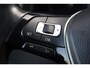 Volkswagen Transporter 2.0 TDI L2H1 Highline 102PK / 75kW, Highline, achterdeuren met ruit en wisser, navigatie, multifunctioneel lederen stuurwiel, parkeersensoren voor en achter (pdc), trekhaak, voorruit verwarming, cruise control, licht en regensensor, airco