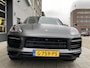 Porsche Cayenne Coupé 3.0 E-Hybrid 463PK - Matt Zwart I Panorama dak I Leer I Navigatie en nog veel Meer...