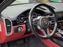 Porsche Cayenne Coupé 3.0 E-Hybrid 463PK - Matt Zwart I Panorama dak I Leer I Navigatie en nog veel Meer...