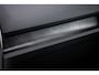 Volvo EC40 Single Motor Extended Range Plus Black Edition | Panoramadak | Luxe Bekleding | Parkeer Camera | Adaptieve Cruise Control | Harman/Kardon | 360 Camera | Pixel Led | Digitale Binnenspiegel |