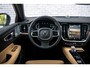 Volvo V60 2.0 T6 Plug-in hybrid AWD Ultra Dark | Heico | Polestar | Trekhaak | Stoel Ventilatie en Massage | Bowers & Wilkins | 360 Camera | Gelamineerd Glas |