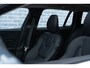 Volvo V60 T6 AWD 350 pk Plug-in hybrid Ultra Bright | Longe Range | Google | Massage | 360 Camera | Alarm | Schuif-/Kanteldak | Adaptieve Cruise | Pilot Assist | Head-Up Display | Keyless | 19" LM