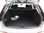 Volvo V60 T6 350pk AWD Essential Edition Adapt. Cruise / BLIS / Leder / 19'' / Donker glas / Stoel + Stuurw. Verwarming /