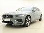 Volvo V60 T6 350pk AWD Essential Edition Adapt. Cruise / BLIS / Leder / 19'' / Donker glas / Stoel + Stuurw. Verwarming /