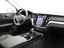 Volvo V60 T6 350pk AWD Essential Edition Adapt. Cruise / BLIS / Leder / 19'' / Donker glas / Stoel + Stuurw. Verwarming /