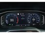 Volkswagen Polo 1.0 TSI R-Line 95PK / 70kW DSG, Achteruitrijcamera (rear view), LED koplampen, extra getint glas, Digital Cockpit Pro, comfortstoelen, 16'' 'Valencia' LMV, Apple Carplay / Android Auto, draadloos telefoon laden, DAB+, verkeerstekenherkenning, parkeersensoren voor en achter (pdc), elektrisch verstel-, verwarm- en inklapbare buitenspiegels, 48 maanden garantie / max 100.000km