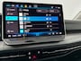 Volkswagen Golf 1.5 eTSI 116 7DSG Life Edition | 'App-Connect' draadloze smartphone integratie | Achterbank in ongelijke delen neerklapbaar incl. middenarmsteun en doorlaadmogelijkheid | Afstandscontrolesysteem (Front Assist)