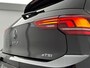 Volkswagen Golf 1.5 eTSI 116 7DSG Life Edition | 'App-Connect' draadloze smartphone integratie | Achterbank in ongelijke delen neerklapbaar incl. middenarmsteun en doorlaadmogelijkheid | Afstandscontrolesysteem (Front Assist)