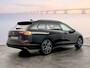 Volkswagen Golf Variant 1.5 eTSI 116 7DSG R-Line Edition | 'App-Connect' draadloze smartphone integratie | Achterbank in ongelijke delen neerklapbaar incl. middenarmsteun en doorlaadmogelijkheid | Advance pakket