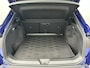 Volkswagen ID.4 77kWh 286 1AT Pro Business | 'App-Connect' draadloze smartphone integratie | Achterbank in ongelijke delen neerklapbaar incl. middenarmsteun en doorlaadmogelijkheid | Achterklep, elektrisch , incl. Easy Open & Close