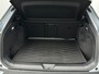 Volkswagen ID.4 77kWh 286 1AT Pro Business | 'App-Connect' draadloze smartphone integratie | Achterbank in ongelijke delen neerklapbaar incl. middenarmsteun en doorlaadmogelijkheid | Achterklep, elektrisch , incl. Easy Open & Close