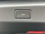 Volkswagen ID.7 Tourer 77 kWh Elektromotor 286 1AT Pro Business | 'App-Connect' draadloze smartphone integratie | Achterbank in ongelijke delen neerklapbaar incl. middenarmsteun en doorlaadmogelijkheid | Afstandscontrolesysteem (Front Assist), met voetgangers- en fietsersherkenning