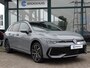 Volkswagen Golf Variant R-Line Edition | Inclusief €2000,- inruilvoordeel Inclusief €2000,- inruilvoordeel | 'App-Connect' draadloze smartphone integratie | Achterbank in ongelijke delen neerklapbaar incl. middenarmsteun en doorlaadmogelijkheid | Afstandscontrolesysteem (Front Assist)
