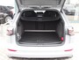 Volkswagen Golf Variant R-Line Edition | Inclusief €2000,- inruilvoordeel Inclusief €2000,- inruilvoordeel | 'App-Connect' draadloze smartphone integratie | Achterbank in ongelijke delen neerklapbaar incl. middenarmsteun en doorlaadmogelijkheid | Afstandscontrolesysteem (Front Assist)