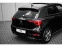 Volkswagen Polo R-Line Business Inclusief €2000,- inruilvoordeel | | 'App-Connect' draadloze smartphone integratie | Achterlichten LED, luxe uitgevoerd incl. dynamische knipperlichten | Afstandscontrolesysteem (Front Assist)