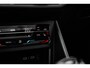 Volkswagen Polo R-Line Business Inclusief €2000,- inruilvoordeel | | 'App-Connect' draadloze smartphone integratie | Achterlichten LED, luxe uitgevoerd incl. dynamische knipperlichten | Afstandscontrolesysteem (Front Assist)