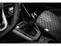 Volkswagen Polo R-Line Business Inclusief €2000,- inruilvoordeel | | 'App-Connect' draadloze smartphone integratie | Achterlichten LED, luxe uitgevoerd incl. dynamische knipperlichten | Afstandscontrolesysteem (Front Assist)