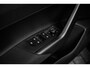 Volkswagen Polo R-Line Business Inclusief €2000,- inruilvoordeel | | 'App-Connect' draadloze smartphone integratie | Achterlichten LED, luxe uitgevoerd incl. dynamische knipperlichten | Afstandscontrolesysteem (Front Assist)