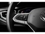 Volkswagen Polo R-Line Business Inclusief €2000,- inruilvoordeel | | 'App-Connect' draadloze smartphone integratie | Achterlichten LED, luxe uitgevoerd incl. dynamische knipperlichten | Afstandscontrolesysteem (Front Assist)