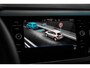 Volkswagen Polo R-Line Business Inclusief €2000,- inruilvoordeel | | 'App-Connect' draadloze smartphone integratie | Achterlichten LED, luxe uitgevoerd incl. dynamische knipperlichten | Afstandscontrolesysteem (Front Assist)