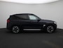 BMW iX3 Executive 80 kWh | Navigatie | Lederen Bekleding | Lichtmetalen Velgen | Panoramadak | Parkeersensoren | LED | Camera |