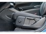 Volvo EC40 Single Motor Extended Range 82 kWh Plus, Volvo EC40 Single Motor Extended Range 252PK 82 kWh Plus, 734 Fjord Blue Metallic, R980 Microtech/Nubuck Charcoal, Glazen panoramadak, 19" lichtmetalen velgen, Extra getint glas achter, Trekhaak semi elektrisch inklapbaar, Climate Pack, Driver Assist & Awareness, Google Maps & Infotainment