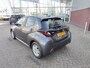 Toyota Yaris HYBRID 115 FACELIFT! APPLE/ANDROID CLIMA 15'' LM-VELGEN BLUETOOTH AD-CRUISE CAMERA NL-AUTO