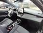 Toyota Corolla Touring Sports HYBRID 140 DYNAMIC NAVI STOELVERW EL-ACHTERKLEP PARK-SENSOREN 17'' LM-VELGEN LED APPLE/ANDROID KEYLESS NL-AUTO