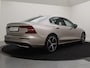 Volvo S60 B4 AUT(7) PLUS DARK SCHUIFDAK 360GR CAM 19INCH HARMAN KARDON