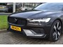 Volvo V60 T6 AWD 350PK Plug-in Hybrid Essential Edition Black | Demo | Camera | 19"LMV | Stoel-stuur verwarming | Getint glas
