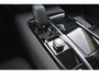 Volvo V60 T6 AWD 350PK Plug-in Hybrid Essential Edition Black | Demo | Camera | 19"LMV | Stoel-stuur verwarming | Getint glas